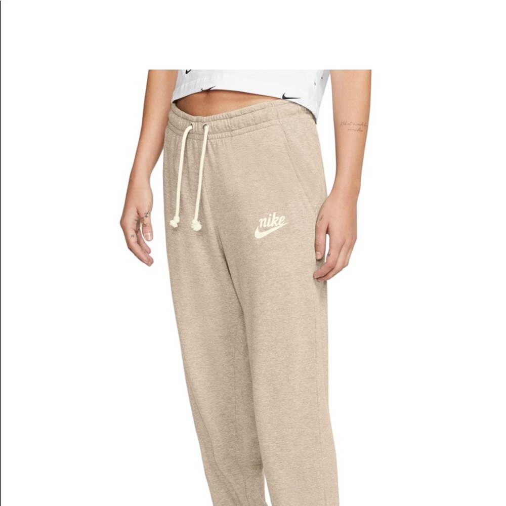 Nike sweat suits - Picture 2 of 2